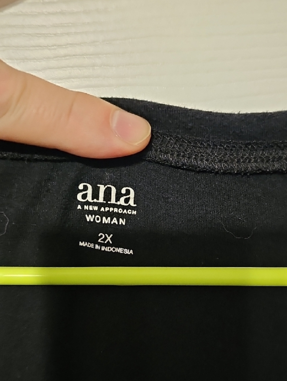 a.n.a Women's Black Long Sleeve Tee - Picture 2 of 6